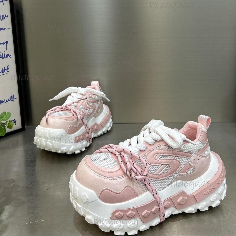 Zapatillas Deportivas de Plata - Sewing Cloth reseña y precio